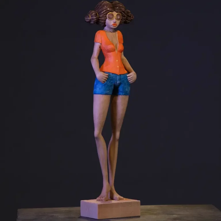 Stefan Neidhardt's Alyssa original sculpture product